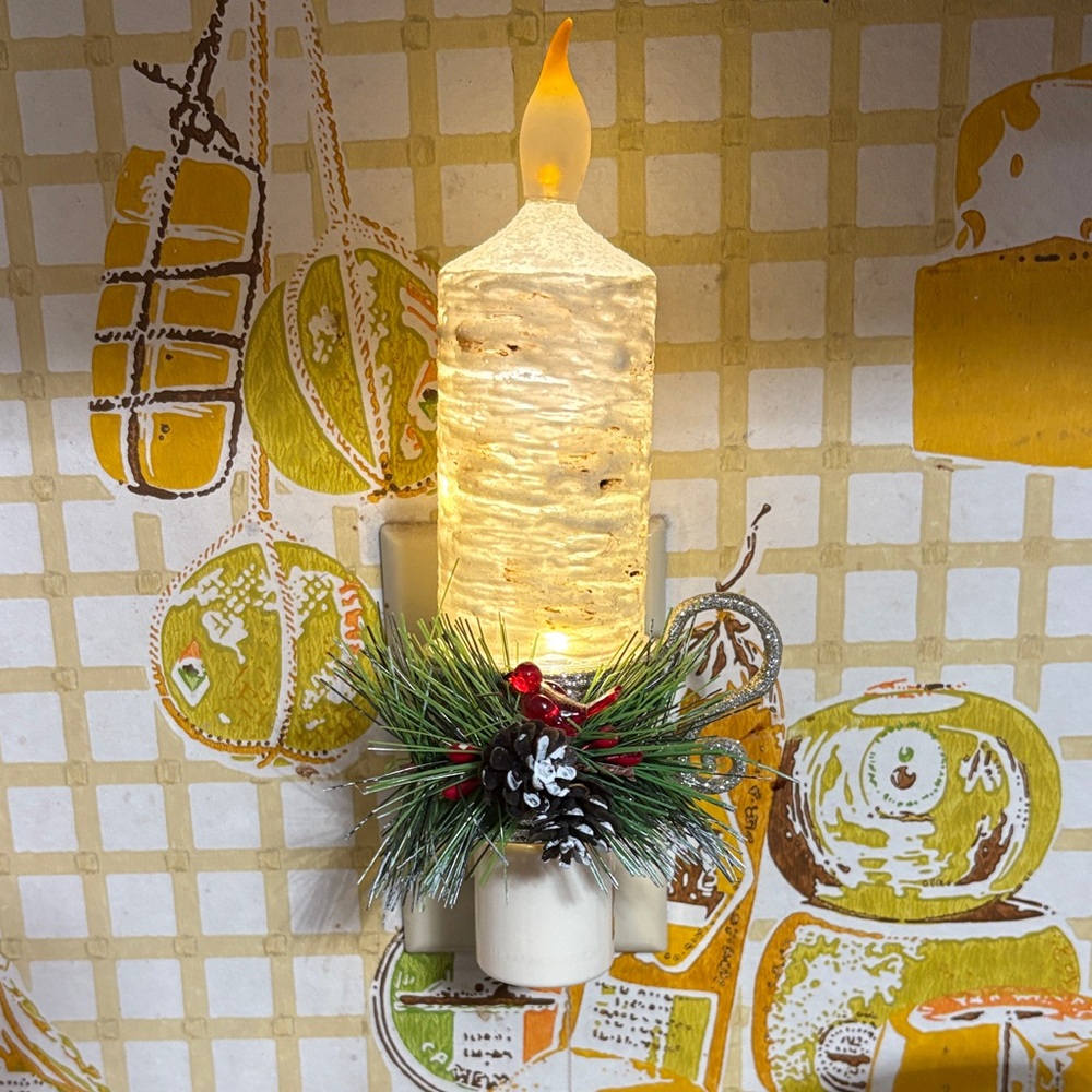 Festive LED Candle with Pinecone and Berry Decoration